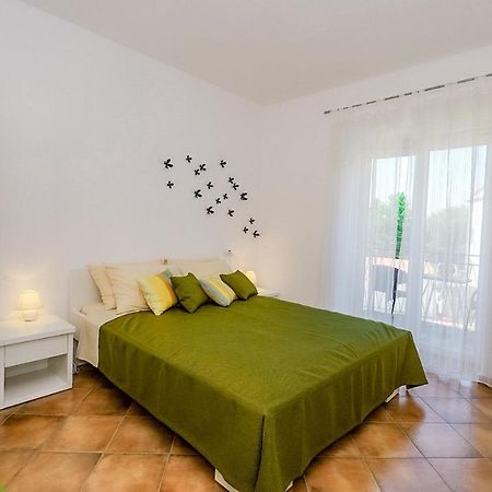 Apartmani Nina Ρόβινι Εξωτερικό φωτογραφία