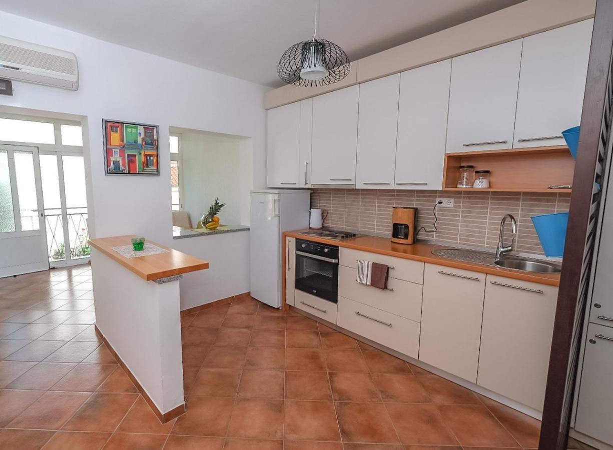 Apartmani Nina Ρόβινι Εξωτερικό φωτογραφία